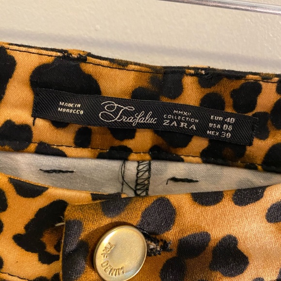 Zara leopard print stretchy skinny pants, size 8 - Picture 2 of 6